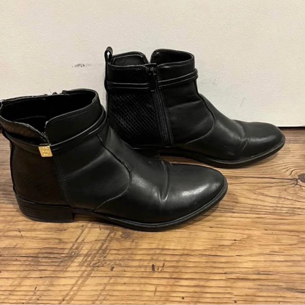 Black Leather women’s Boots